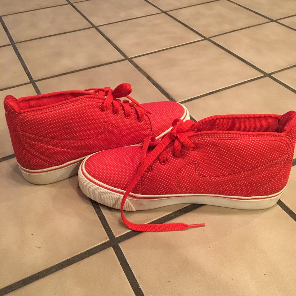 Red Nike’s